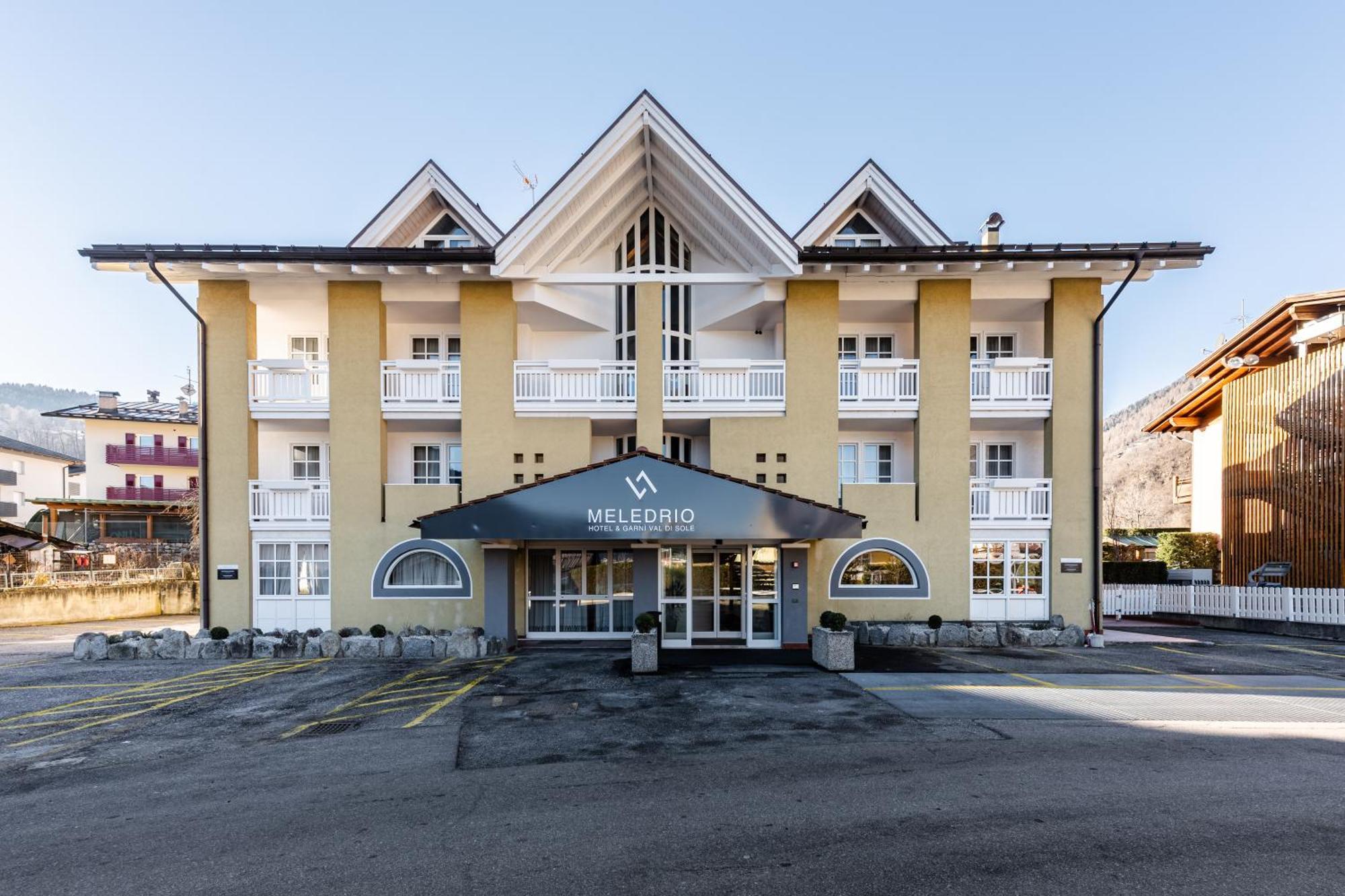 Hotel Garni Meledrio Dimaro Esterno foto