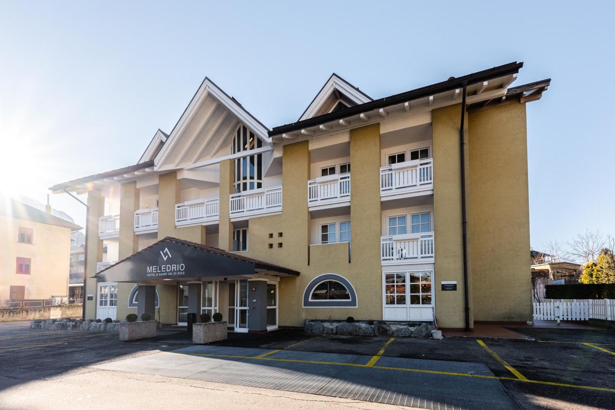 Hotel Garni Meledrio Dimaro Esterno foto