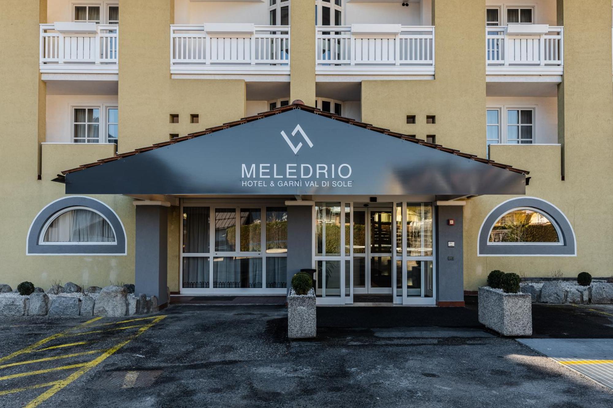 Hotel Garni Meledrio Dimaro Esterno foto