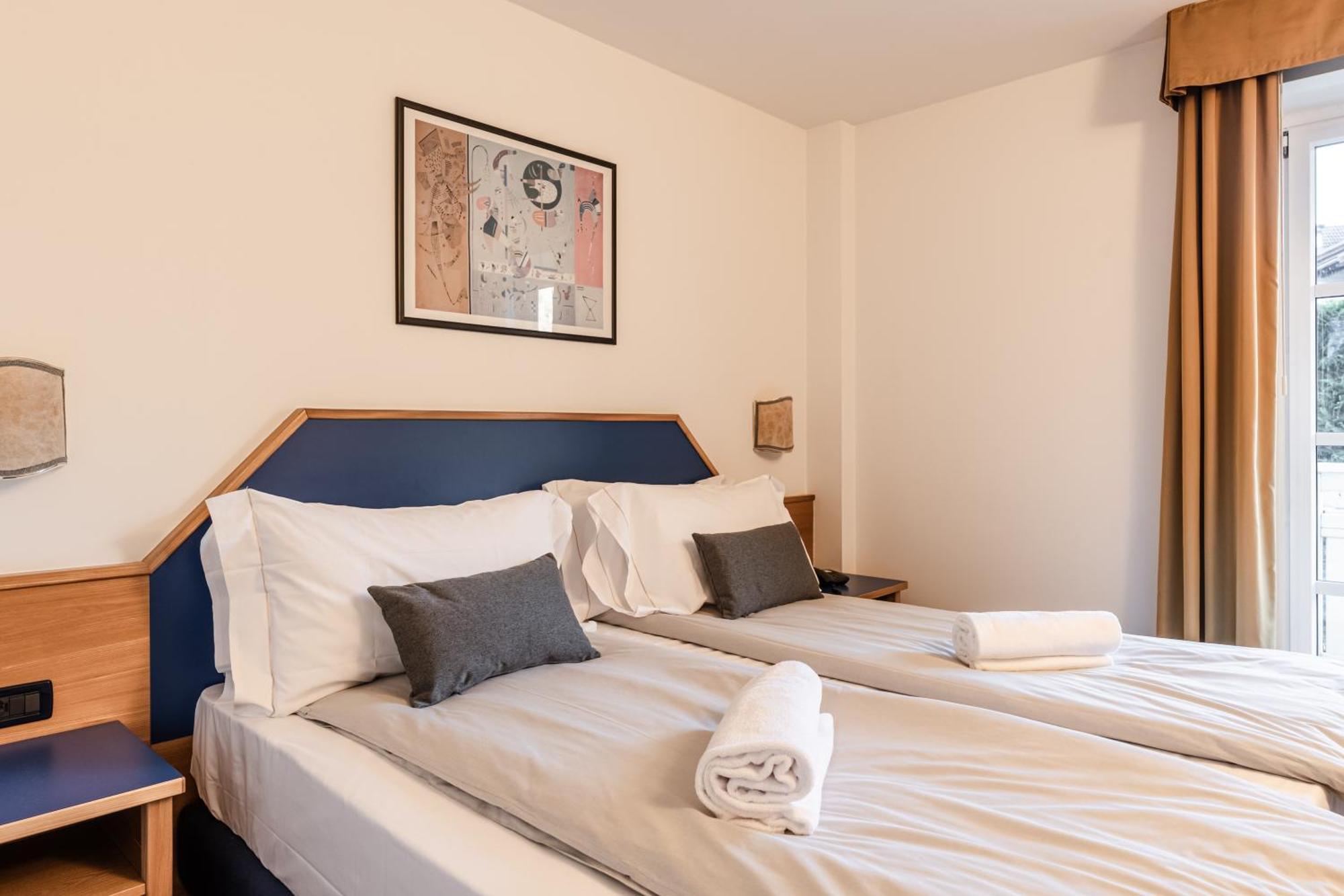 Hotel Garni Meledrio Dimaro Esterno foto