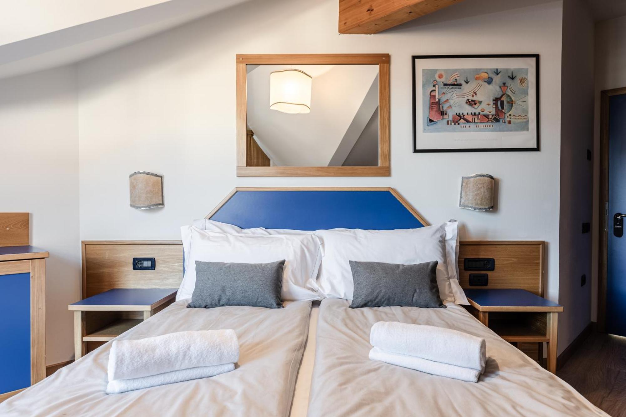 Hotel Garni Meledrio Dimaro Esterno foto