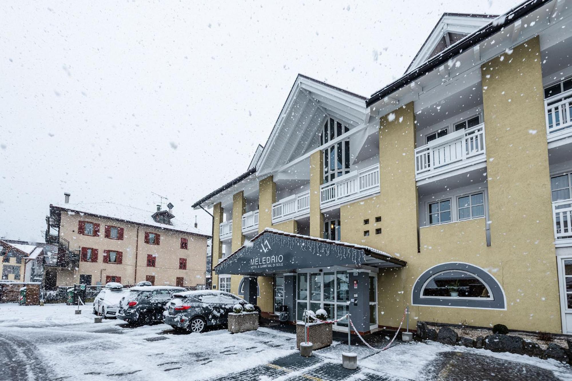 Hotel Garni Meledrio Dimaro Esterno foto